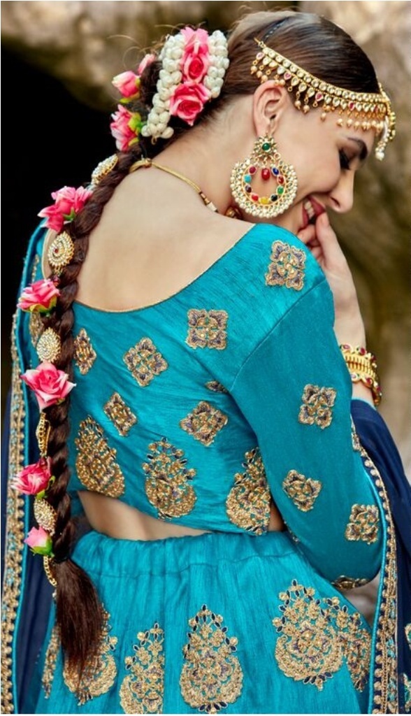 HEAVY MULTI ZARI EMBRODIERY AND DAIMOND WITH EMBRODIERED LEHNGA SHUT