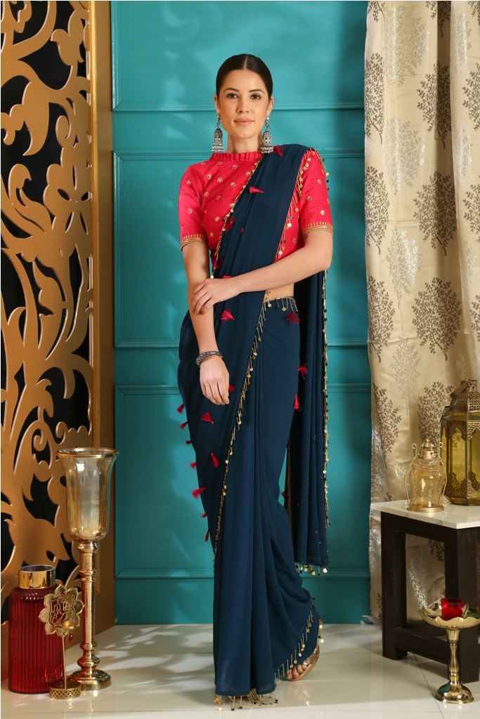 This Wedding Season Look The Most Attractive Of all Wearing This Designer saree