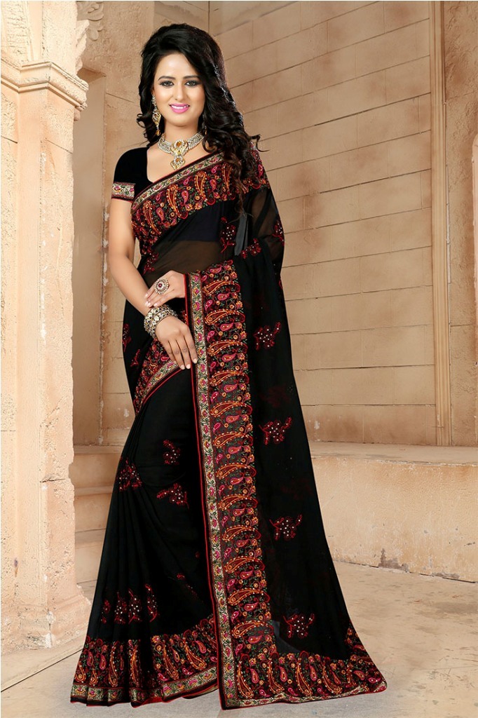 If You Have And Eye For Embroidery Than Grab This Very Beautiful Designer Saree