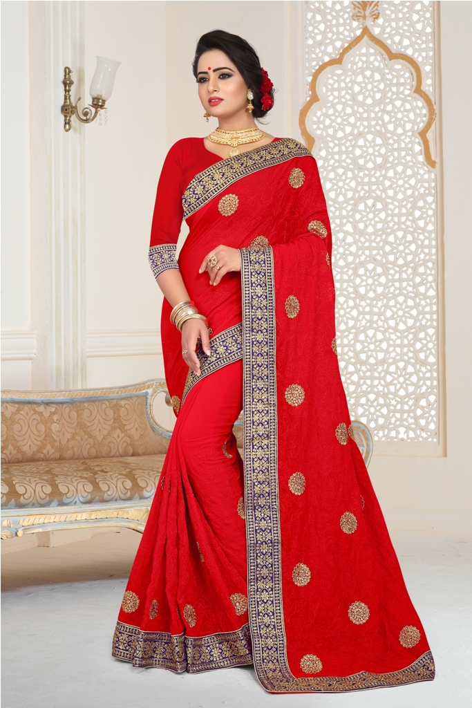 Grab This Beautiful Heavy Designer Saree