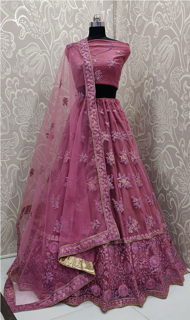 This Very Beautiful And Heavy Designer Lehenga Choli