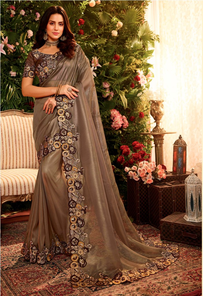 Flaunt Your Rich And Elegant Taste Wearing This Elegant Looking Designer Saree