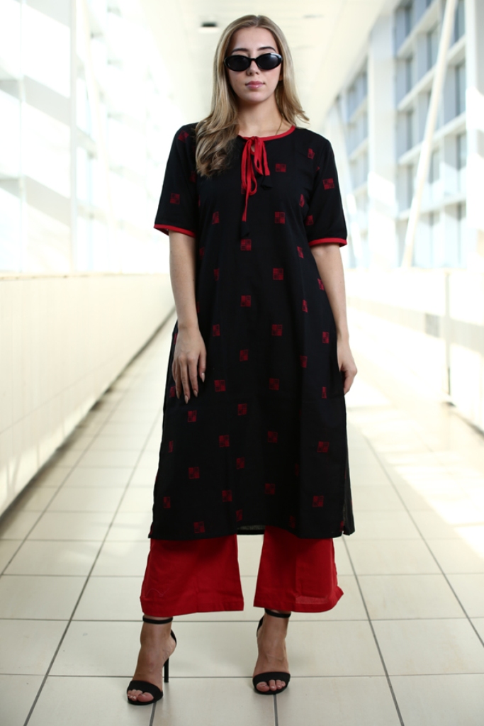 Simple And Elegant Kurta Set Is Here In Simple Colored Kurti Paired With Plazzo