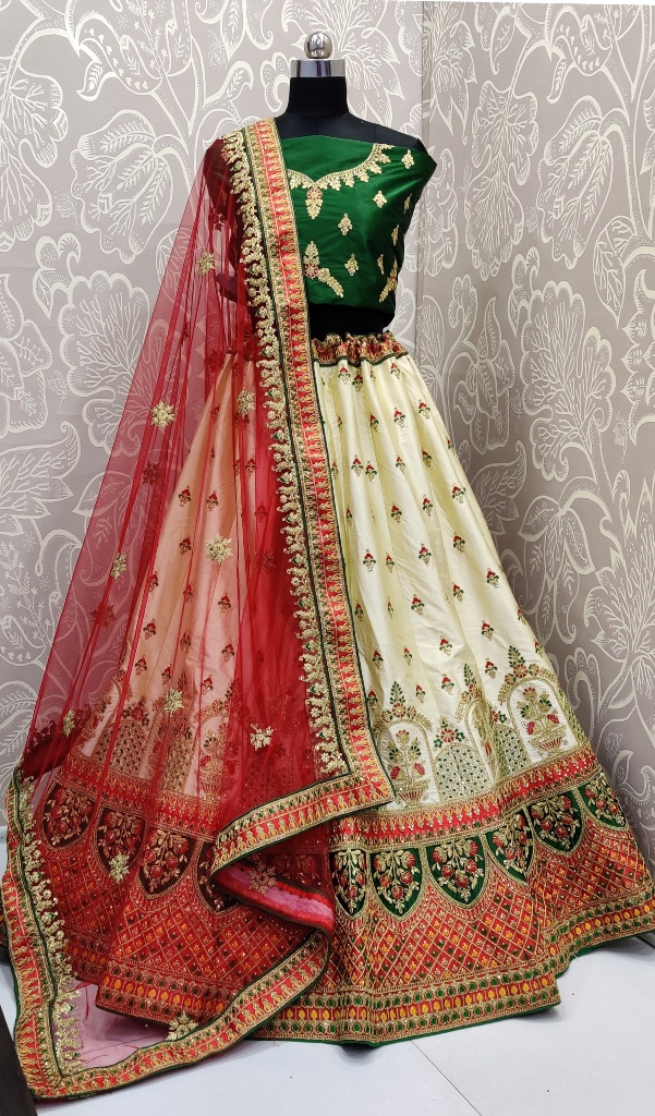 Beautiful Attractive Looking Designer Lehenga Choli