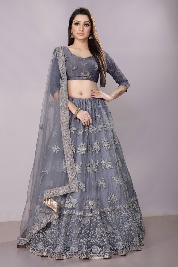 Graceful Of All Wearing This Heavy Designer Elegant Lehenga Choli