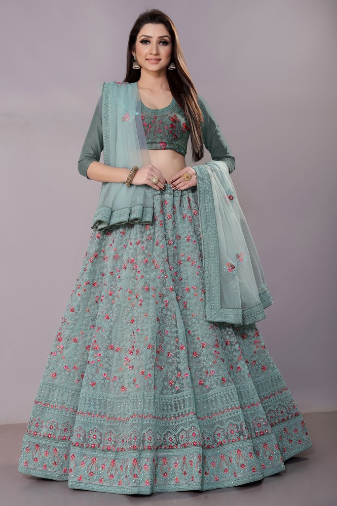 Graceful Of All Wearing This Heavy Designer Elegant Lehenga Choli