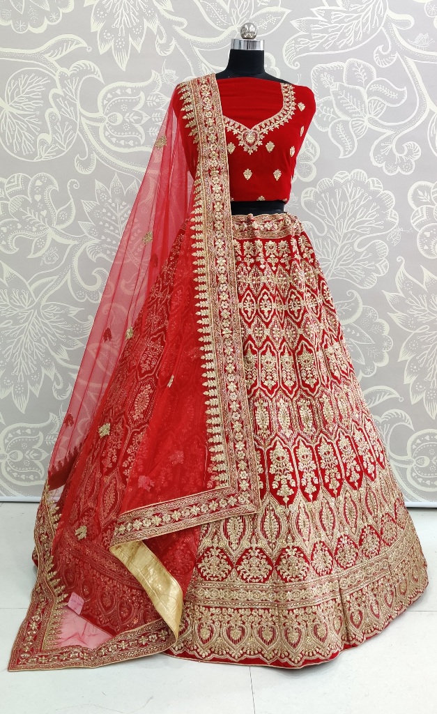 Your D-Day With This Heavy Designer Lehenga Choli