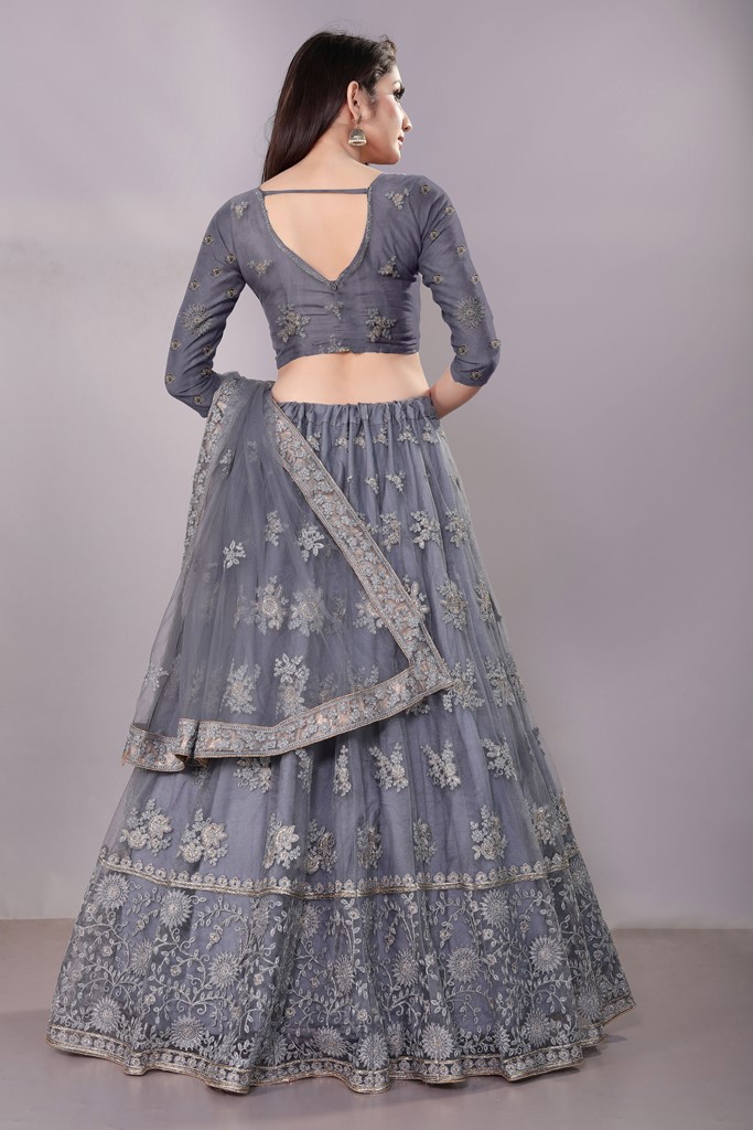 Graceful Of All Wearing This Heavy Designer Elegant Lehenga Choli