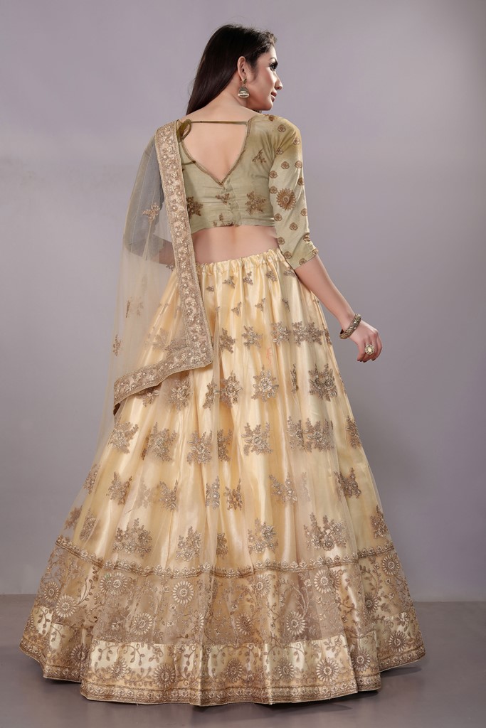 Graceful Of All Wearing This Heavy Designer Elegant Lehenga Choli