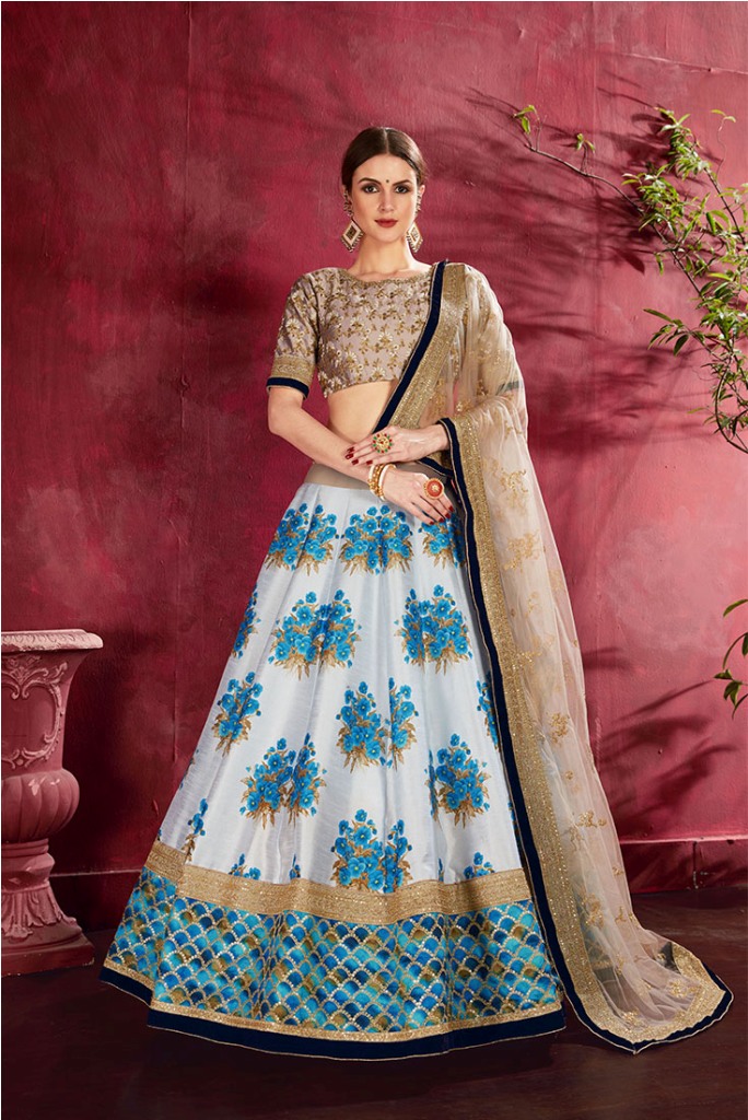 Adorn A Lovely Trendy Look This Wedding Season With This Heavy Designer Lehenga Choli