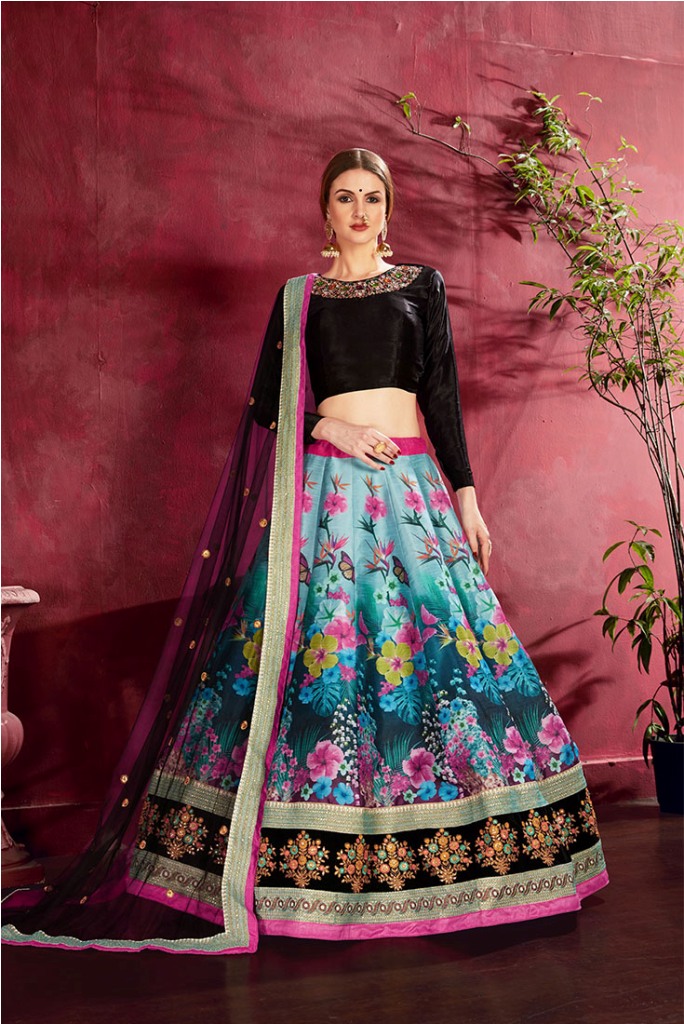 Adorn A Lovely Trendy Look This Wedding Season With This Heavy Designer Lehenga Choli