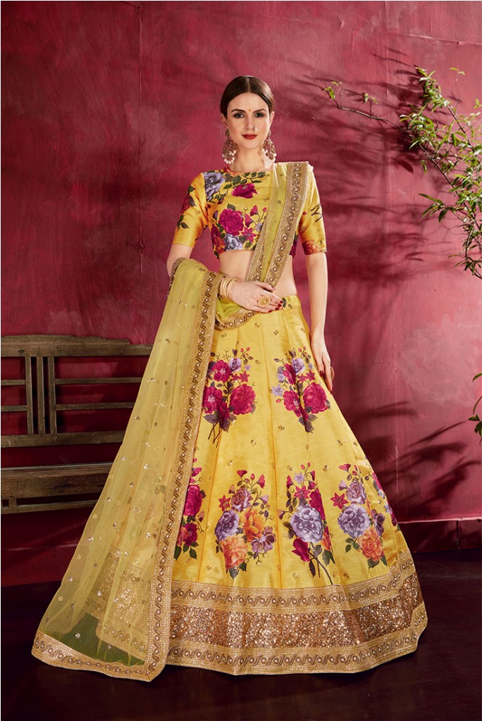 Adorn A Lovely Trendy Look This Wedding Season With This Heavy Designer Lehenga Choli