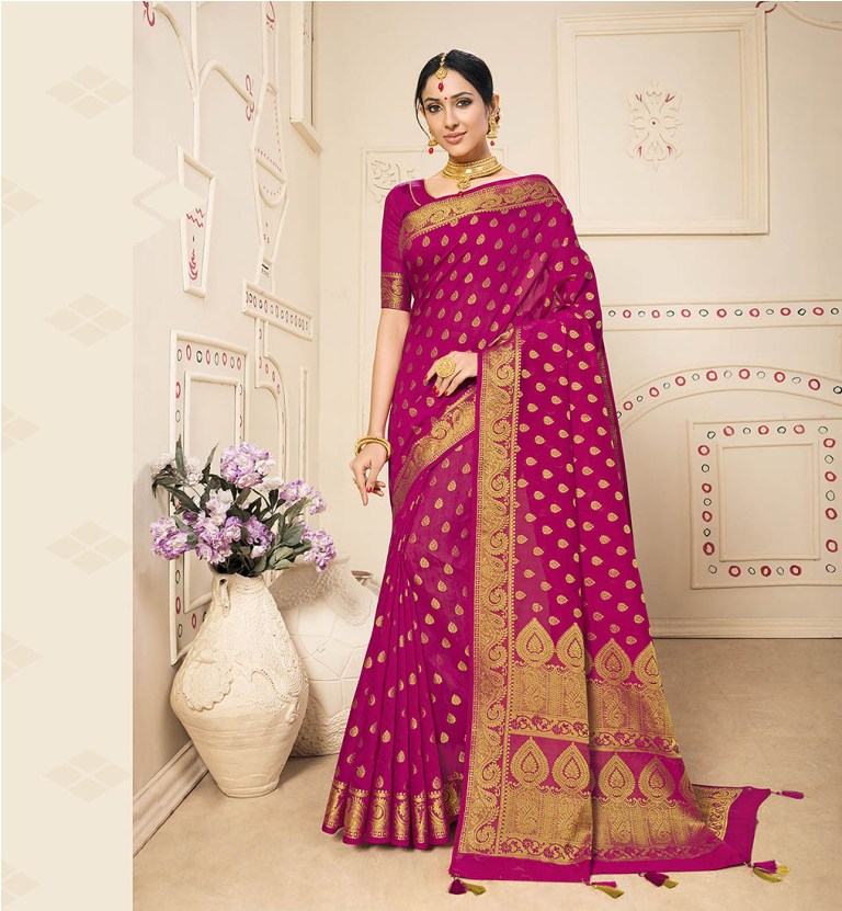 Flaunt Your Rich And Elegant Taste Wearing This Lovely Silk Based Saree