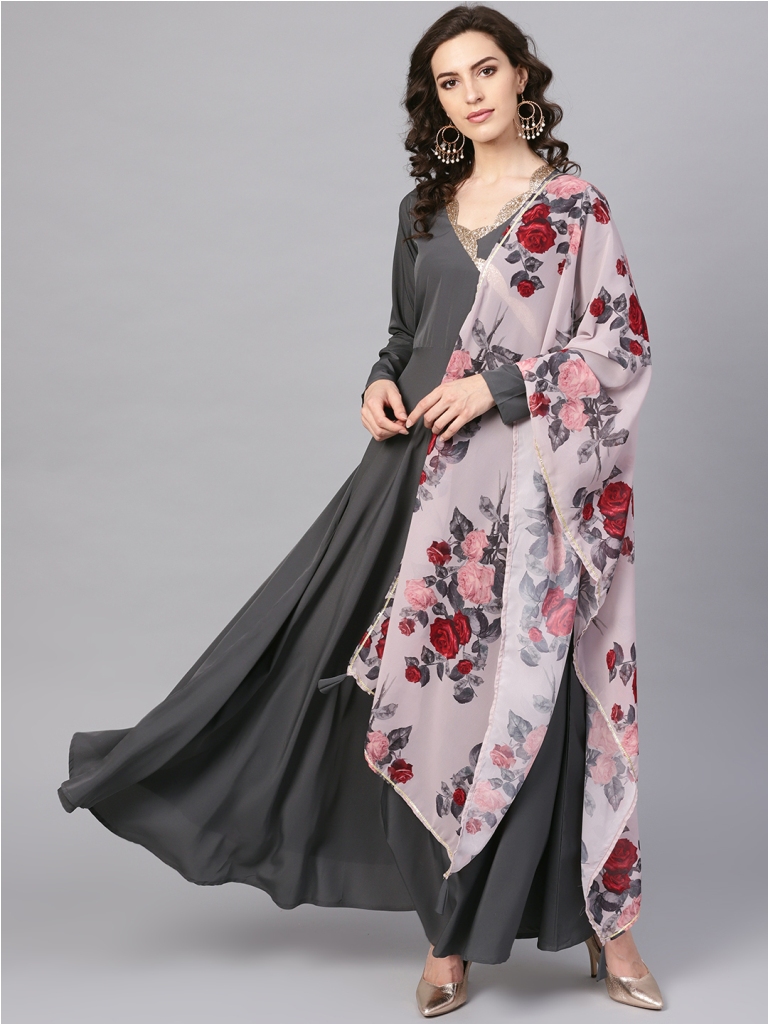 Grab This Beautiful Pair Of Readymade Gown