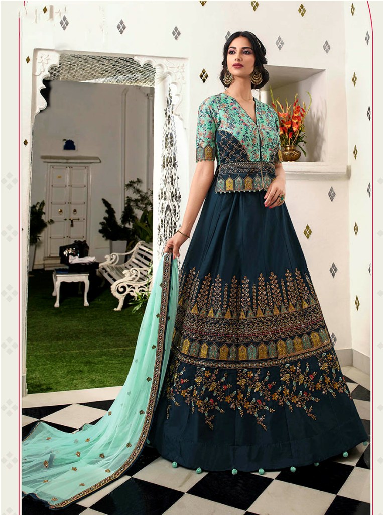 New And Unique Patterned Heavy Designer Lehenga Choli