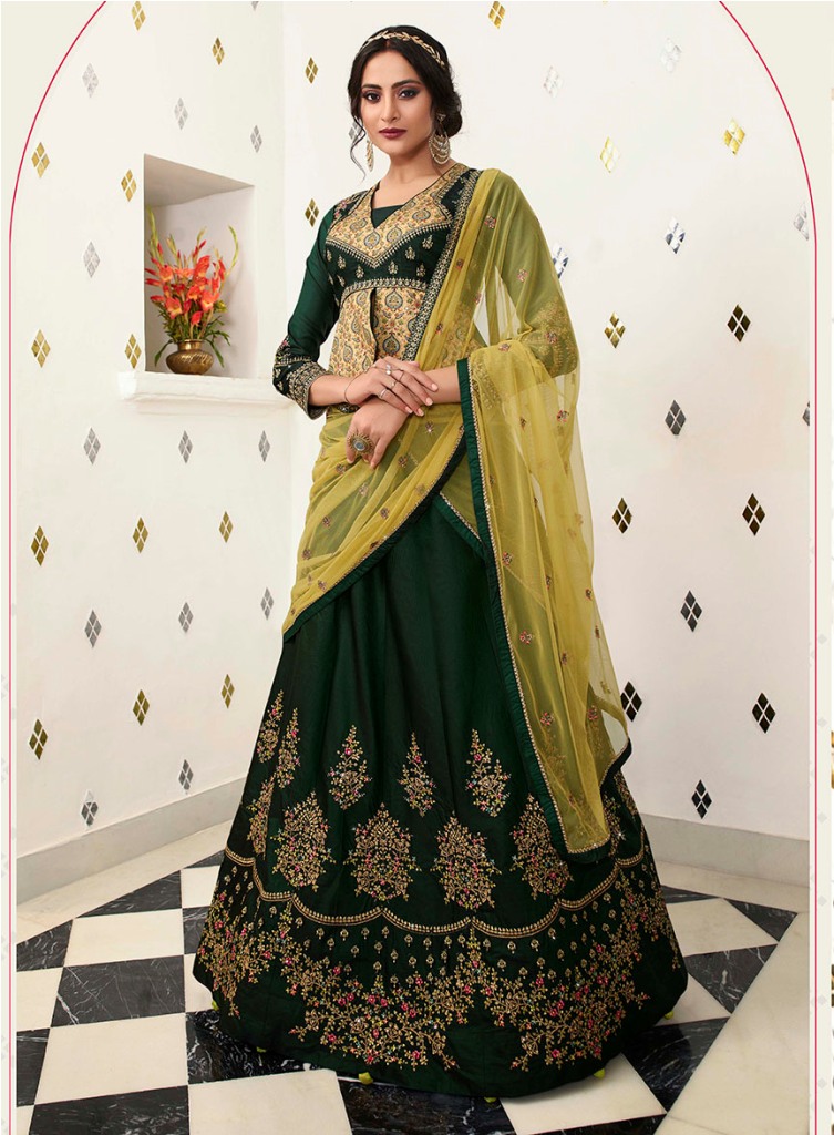 New And Unique Patterned Heavy Designer Lehenga Choli