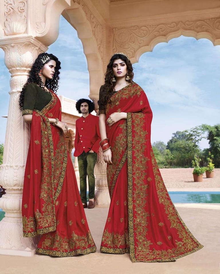 Celebrate This Festive And Wedding Season Wearing This Heavy Designer Saree