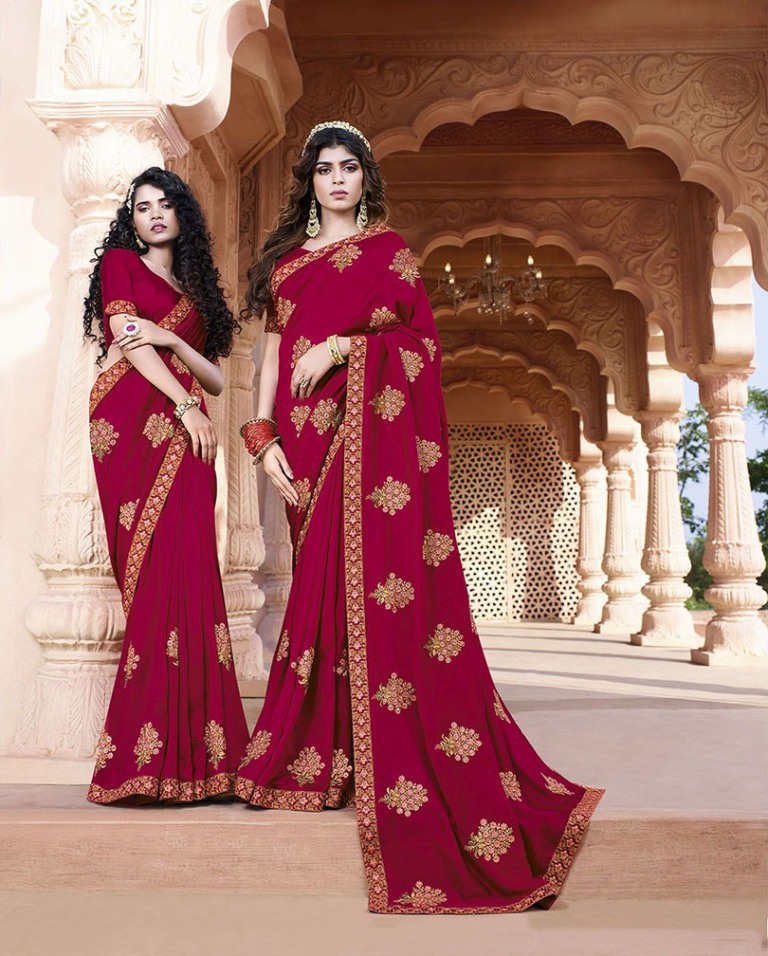 Celebrate This Festive And Wedding Season Wearing This Heavy Designer Saree