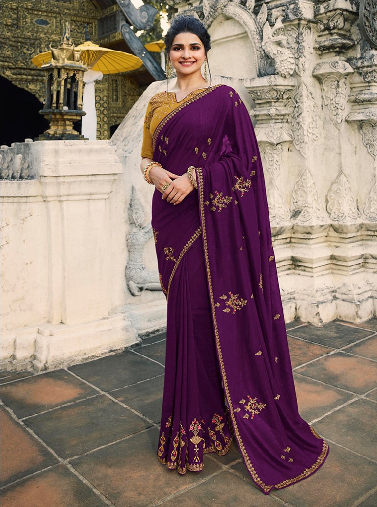 Catch All The Limelight At The Next Wedding You Attend Wearing This Attractive Looking Designer Saree