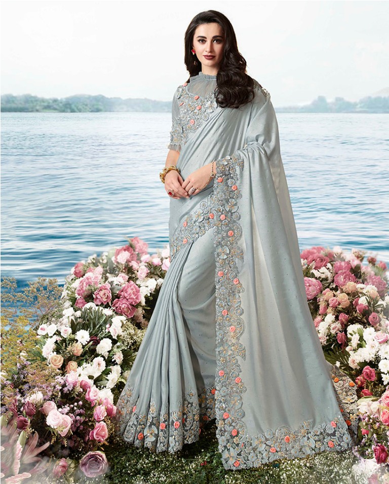 Flaunt Your Rich And Elagant Taste Wearing This Pretty Designer Saree